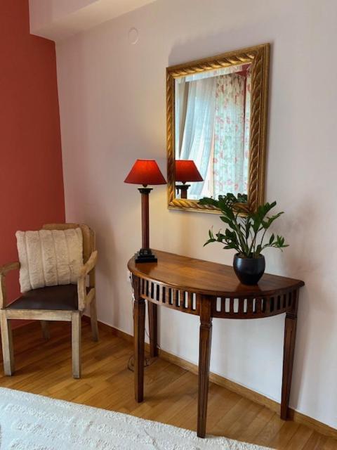 Vincent - Central 2 Bedroom Apartment 79Sqm 特里波利斯 外观 照片