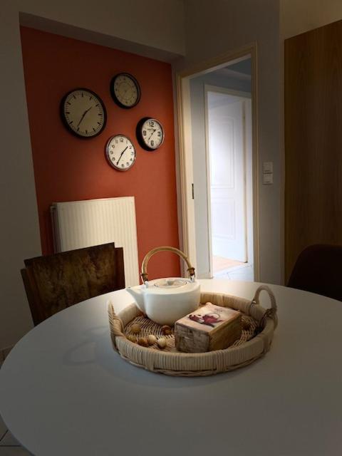 Vincent - Central 2 Bedroom Apartment 79Sqm 特里波利斯 外观 照片